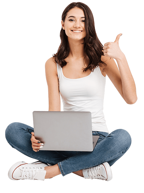 mujer-feli-con-compu-portatil mujer feli con compu portatil